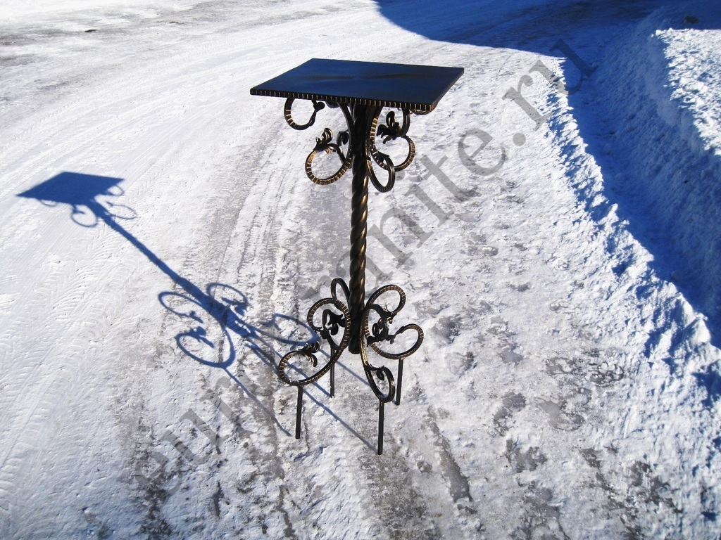 Столик на могилу кованый «Элегия» С-47