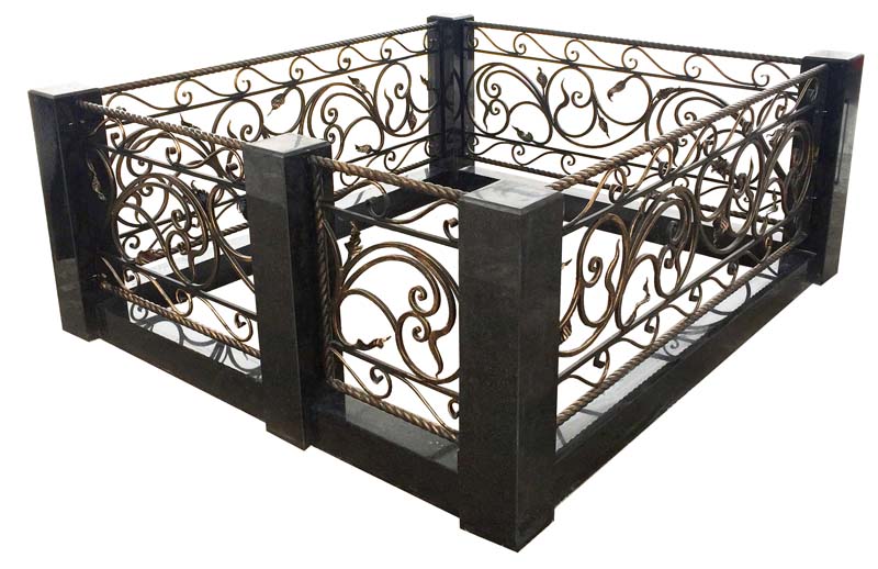 Цоколь с оградой комплекс "Селена" ЦО-20