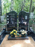 Семейный памятник на могилу из 2 стел